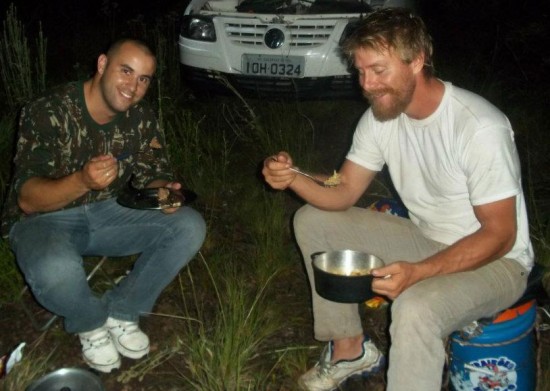 Salém Alves com Jonathan Dunham um dia antes da morte de Judas (Foto: Arquivo Pessoal)